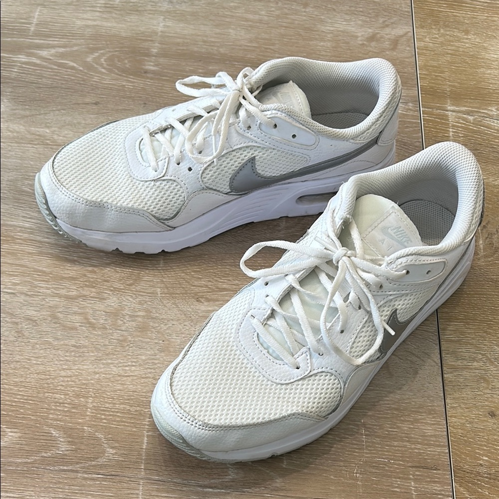 Nike Air White